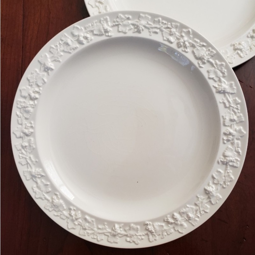 Vintage Wedgwood Queensware cream on cream plane edge luncheon plate